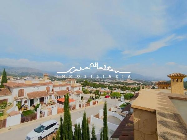 Chalet pareado en avenida Balcon de Ponoig, 8