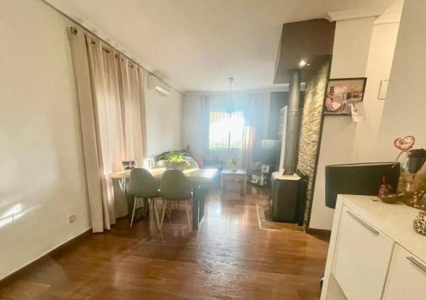 Chalet adosado en avenida Andalucía