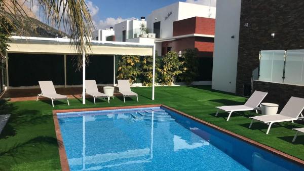 Casa independiente en calle Florencia