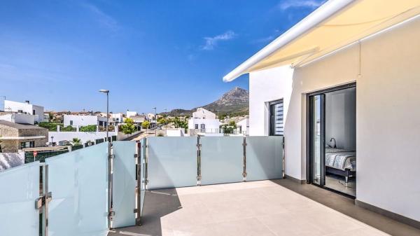 Casa independiente en calle Florencia