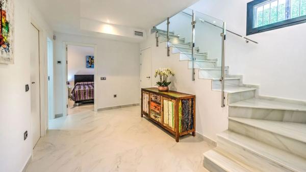 Casa independiente en calle Florencia