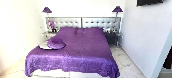 Casa independiente en calle Roma