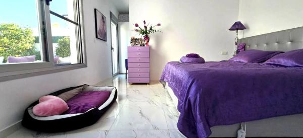 Casa independiente en calle Roma