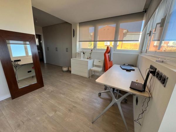 Chalet pareado en calle Puig Campana