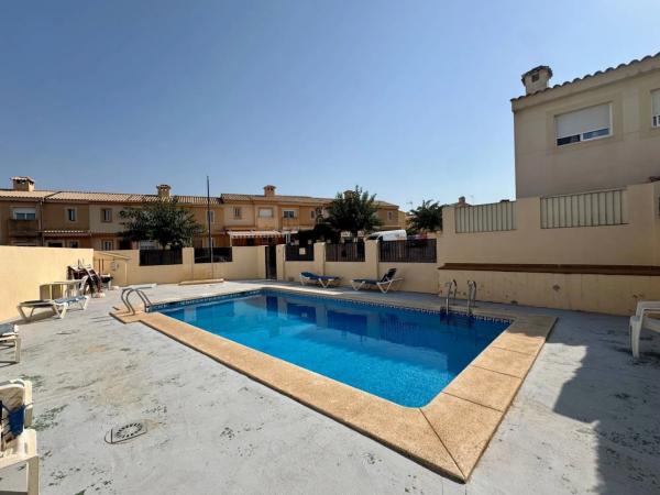 Chalet adosado en travesía Oscar Esplá