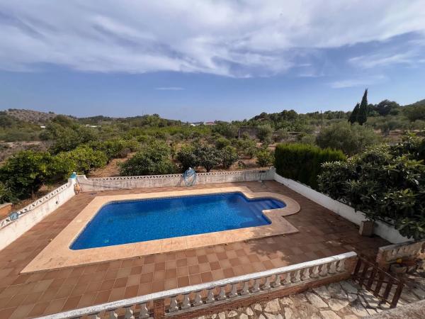 Casa independiente en calle Apolo