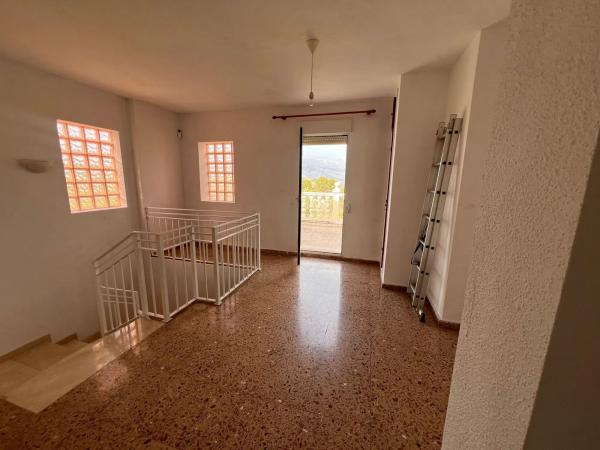 Casa independiente en calle Apolo