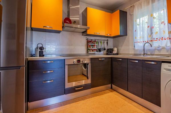 Casa independiente en calle Huelva