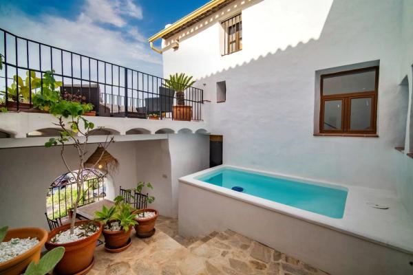 Chalet adosado en calle del Ravalet