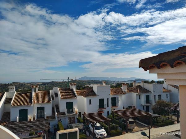 Casa independiente en avenida Balcon de Ponoig