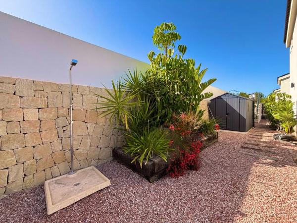 Casa independiente en calle La Solana, 20