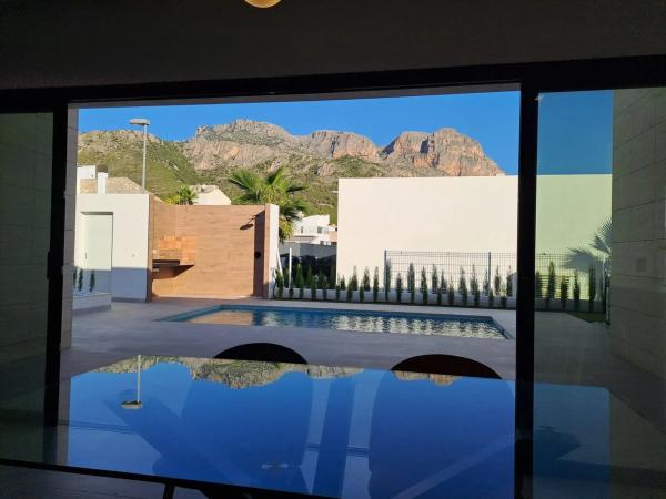 Casa independiente en calle Málaga