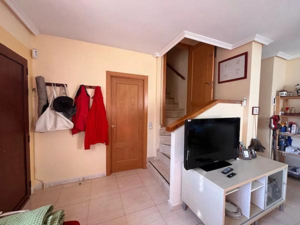 Casa independiente en calle Sevilla