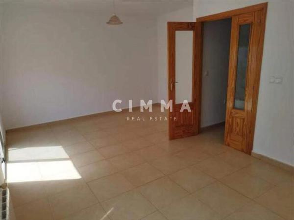 Chalet adosado en calle Escritor Vintila Horia