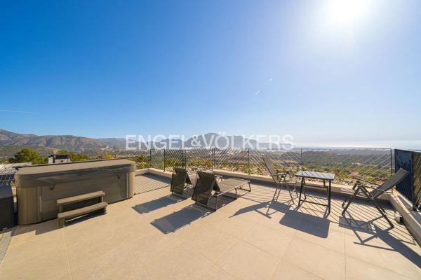 Casa independiente en calle Mariola, 1