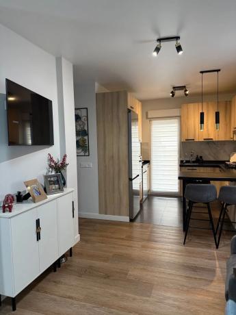 Casa independiente en calle Almonte, 5