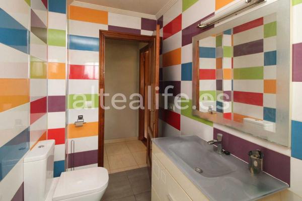 Casa independiente en calle Sevilla