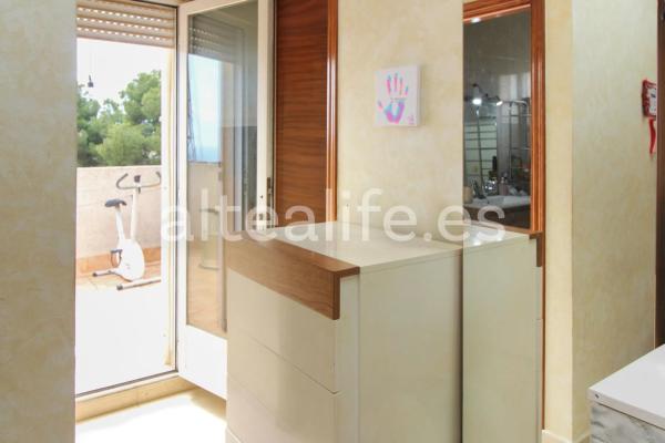 Casa independiente en calle Sevilla