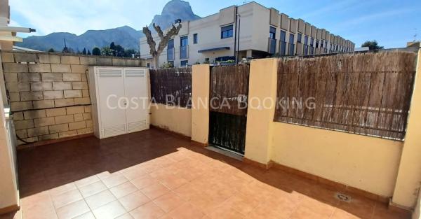 Chalet adosado en calle Escritor Vintila Horia