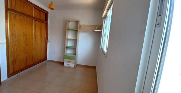 Chalet adosado en calle Escritor Vintila Horia