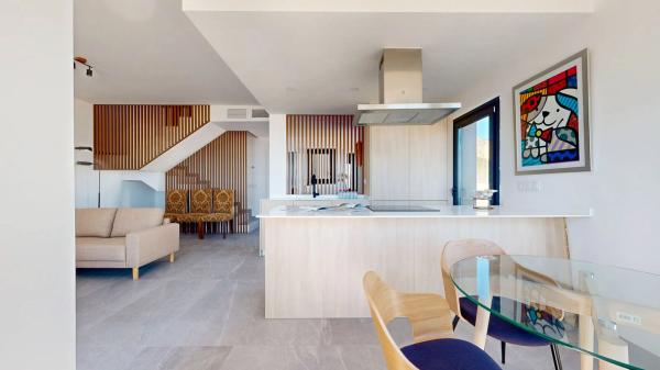 Chalet pareado en avenida Baronia de Polop, 15