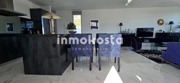 Casa independiente en calle Roma