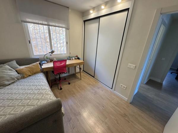 Chalet pareado en avenida Ponoig