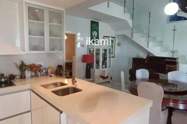 Casa independiente en calle Capri