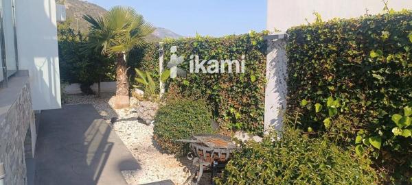 Casa independiente en calle Capri