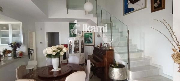 Casa independiente en calle Capri