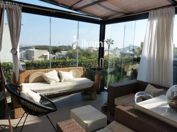 Casa independiente en calle Capri