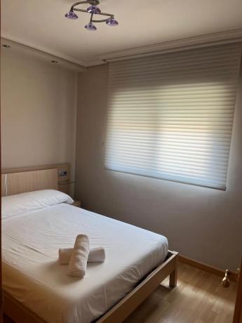 Chalet adosado en calle rafael luis gomez carrasco, 4