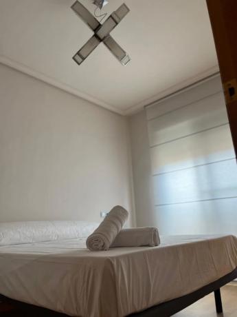 Chalet adosado en calle rafael luis gomez carrasco, 4