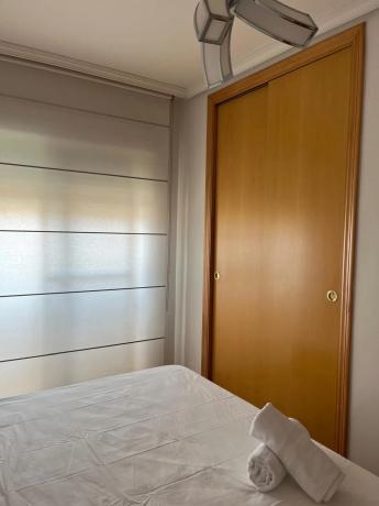 Chalet adosado en calle rafael luis gomez carrasco, 4