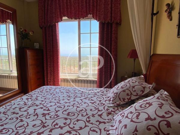 Casa independiente en calle Maigmó