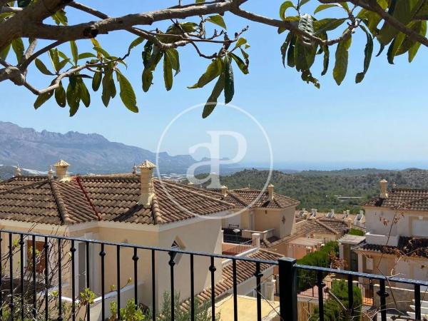 Casa independiente en calle Maigmó