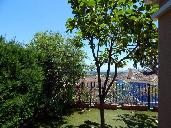 Casa independiente en calle Maigmó, 15