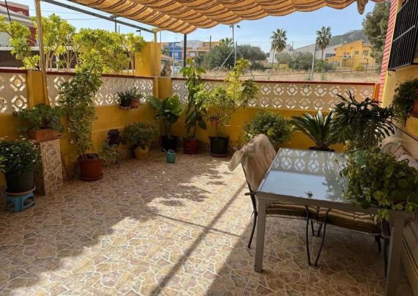 Casa independiente en calle Aitana, 5