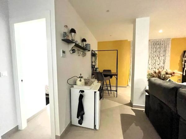 Casa independiente en calle Amsterdam s/n