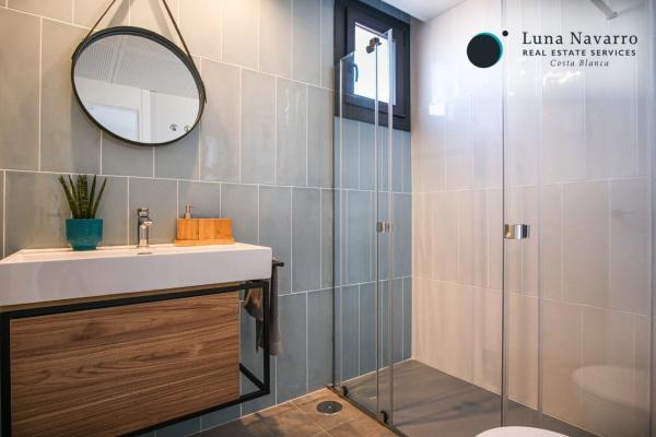 Casa independiente en calle Mariola