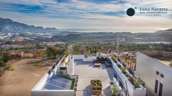 Casa independiente en calle Mariola