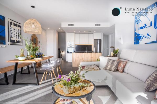 Casa independiente en calle Mariola