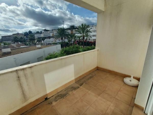 Chalet adosado en avenida de la Vilajoiosa, 1