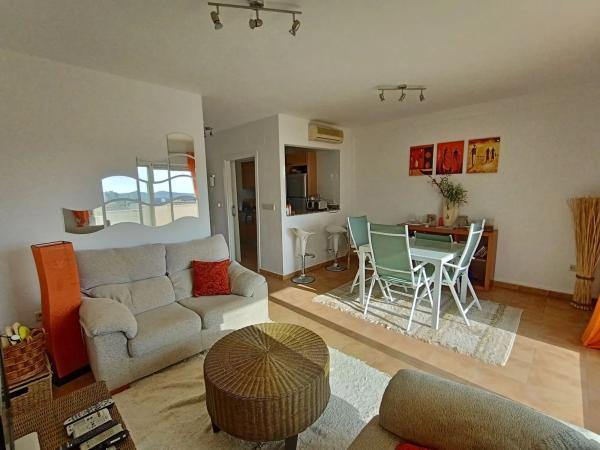 Chalet adosado en avenida de la Vilajoiosa, 1