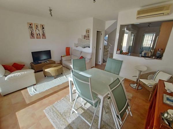 Chalet adosado en avenida de la Vilajoiosa, 1