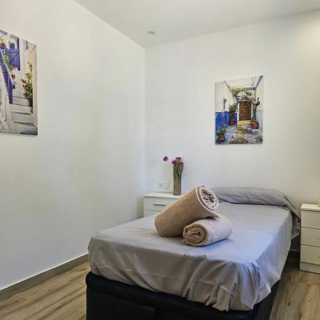 Chalet pareado en calle penya del figeuret