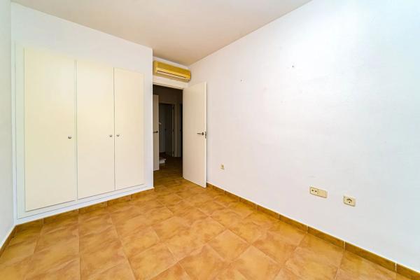 Chalet pareado en avenida de la Vilajoiosa