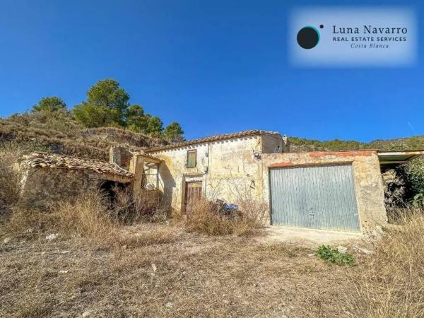 Finca rústica en calle de la Mare de Déu del Miracle