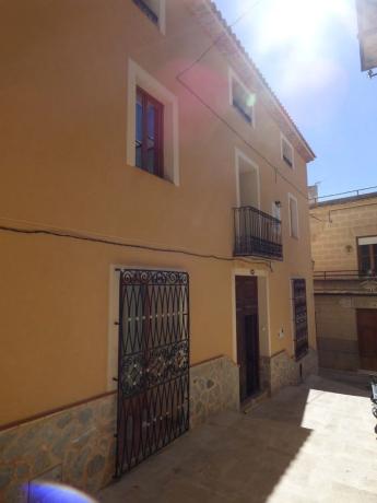 Casa de pueblo en calle Més Avall, 11