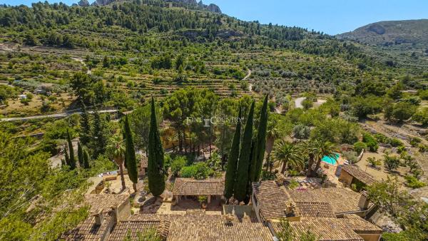 Casa independiente en Lugar Buscarro